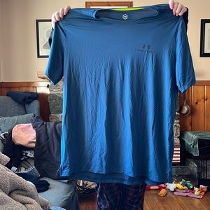 Men’s Under Armour shirt